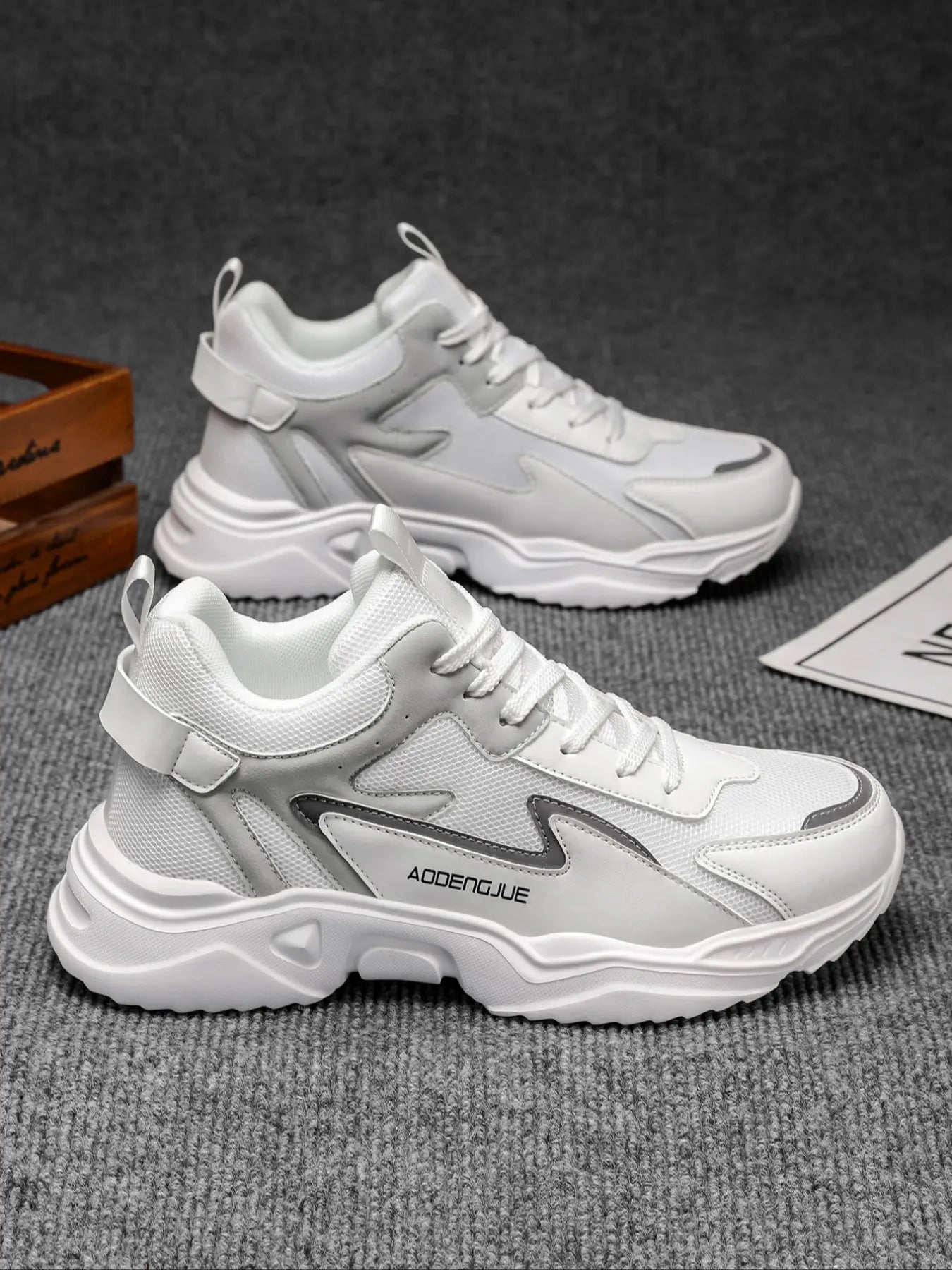 Men'S Colorblock Patchwork Sneakers, Lightweight Breathable Reflective Anti-Slip Sport Shoes, Fashion Casual Running Shoes for All Seasons, Fashionable Running Shoes, Athletic Shoes